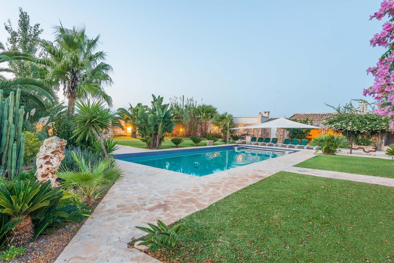 Arquell Villa *